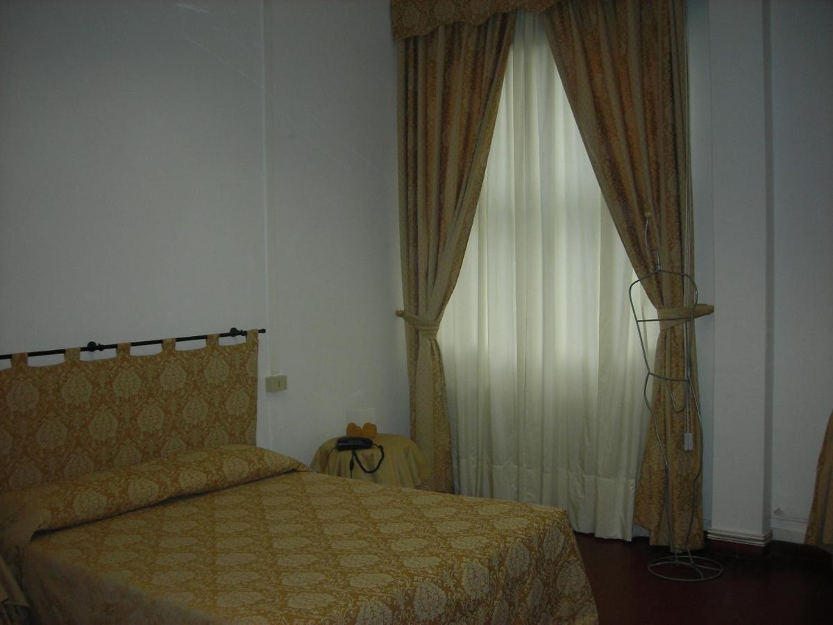 Hotel Agli Artisti Venedik Oda fotoğraf